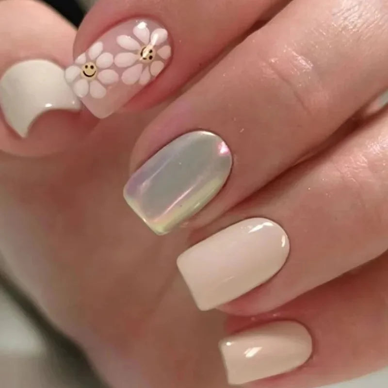 24 Pcs Cute Mini Flower Press On Nails-4