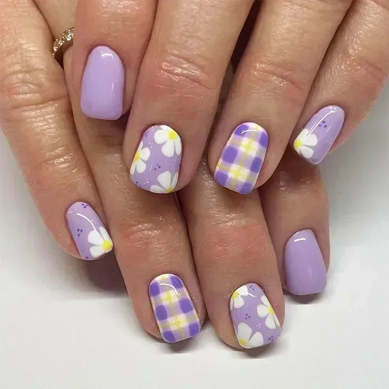 24 Pcs Cute Mini Flower Press On Nails-10