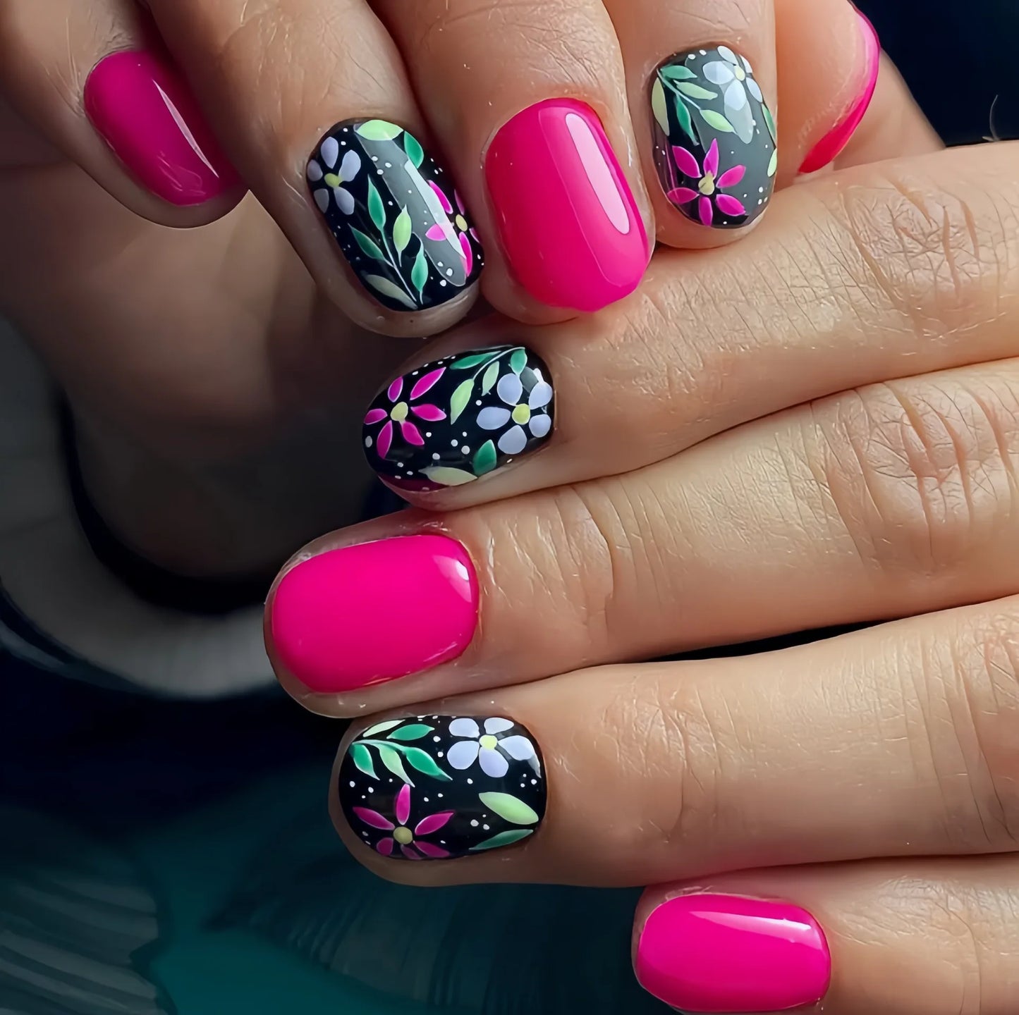24 Pcs Cute Mini Flower Press On Nails-19