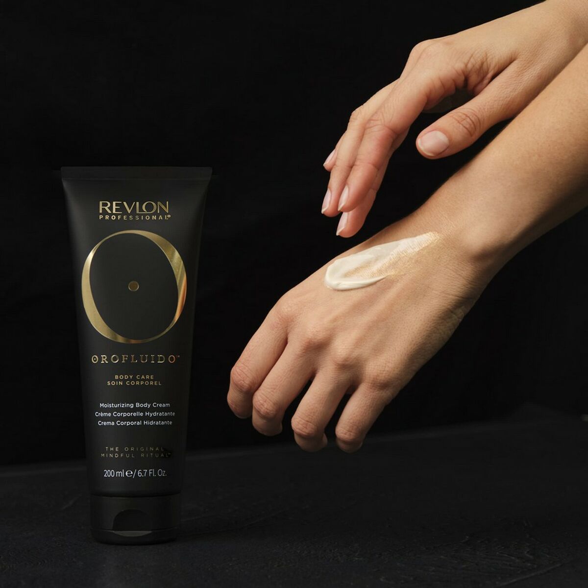 Moisturising Body Cream Revlon 7261041000 200 ml-2